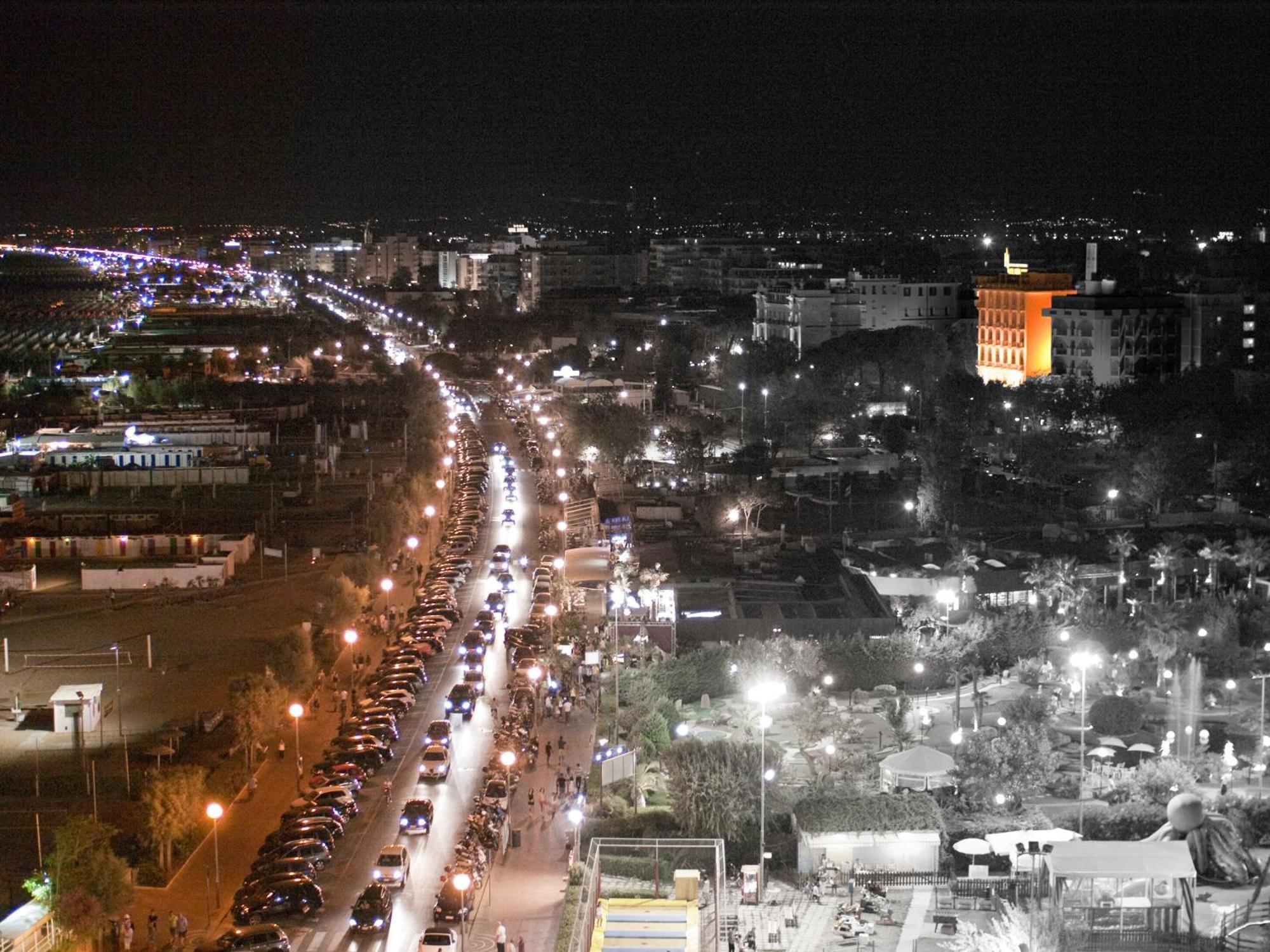 Hotel Milton Ρίμινι Εξωτερικό φωτογραφία