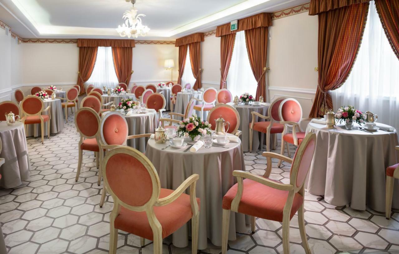 Hotel Milton Ρίμινι Εξωτερικό φωτογραφία