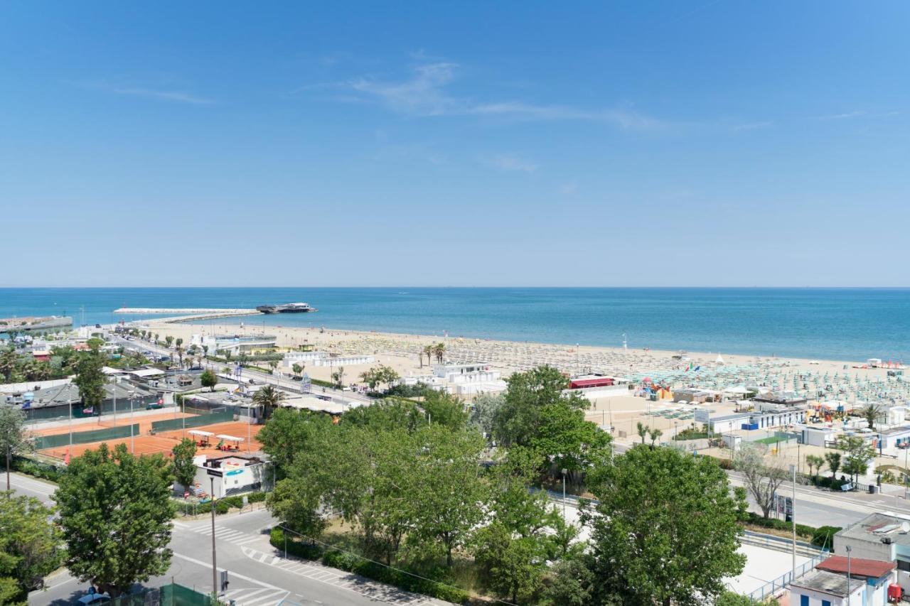 Hotel Milton Ρίμινι Εξωτερικό φωτογραφία